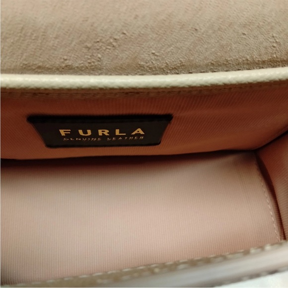 Furla Floral Shoulder Bag Crossbody Handbag EUC - Picture 9 of 17